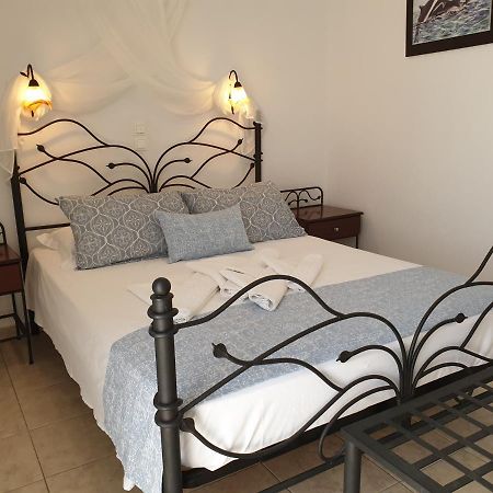 Sifnos Hotel Benaki Platis Gialos  Exterior photo