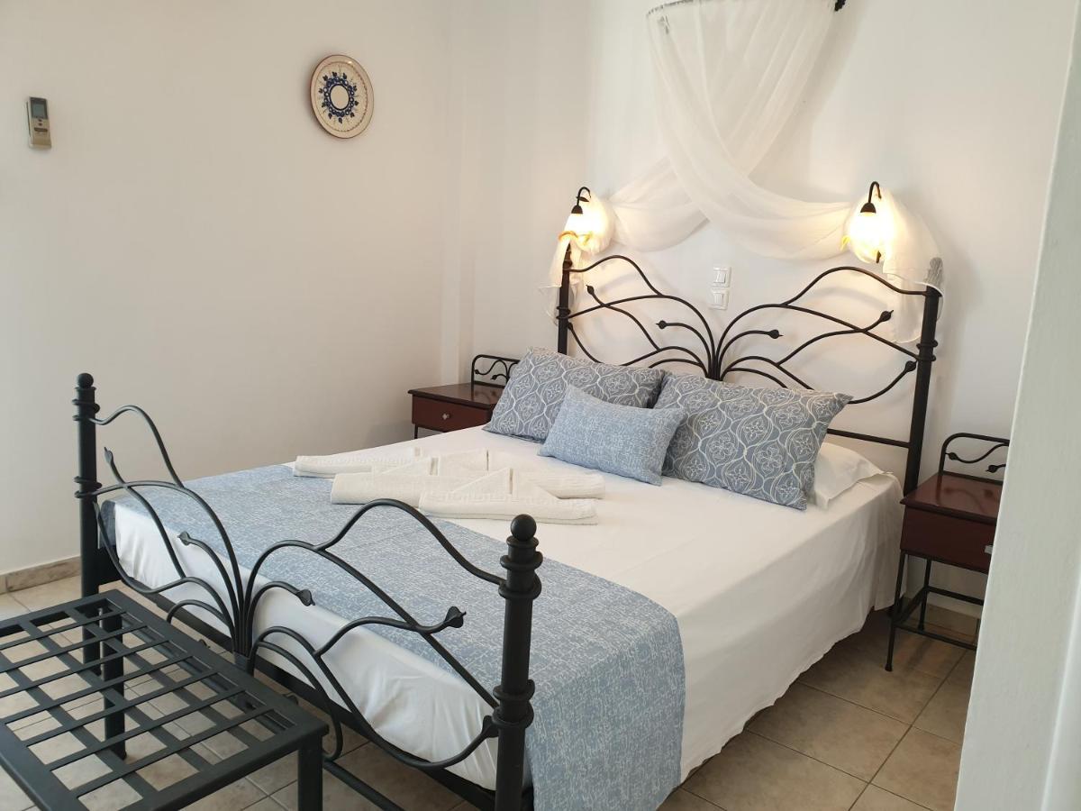 Sifnos Hotel Benaki Platis Gialos  Exterior photo