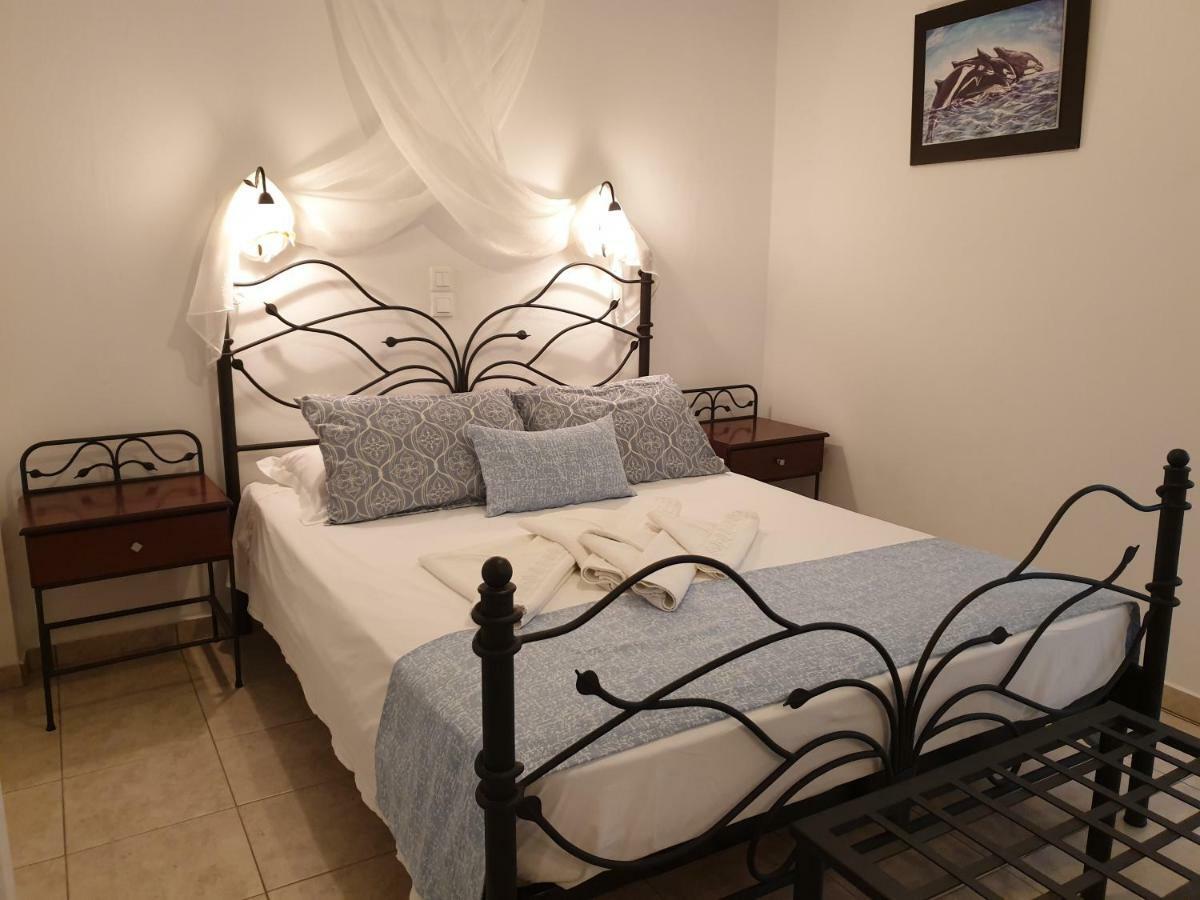 Sifnos Hotel Benaki Platis Gialos  Exterior photo